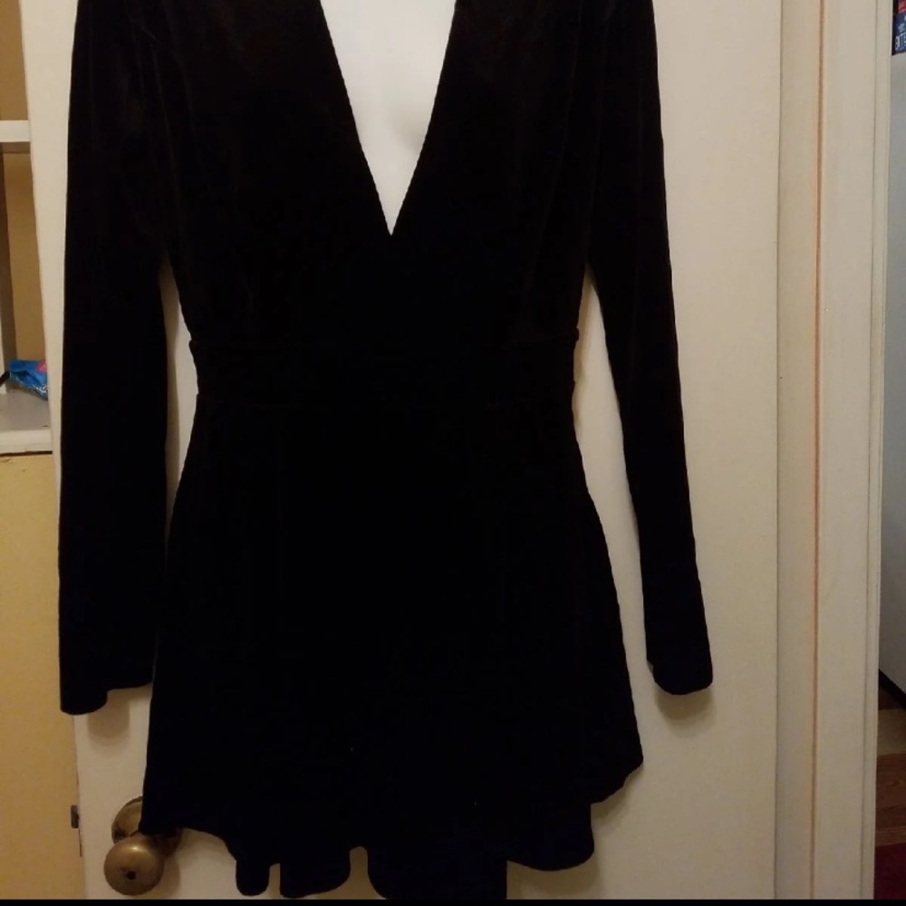 Beautiful Velvet GBX Romper Size Small